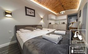 M4 Main Square Studio